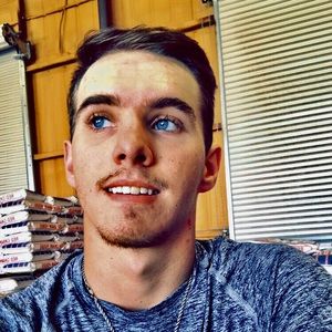 Meet your Posher, Carson